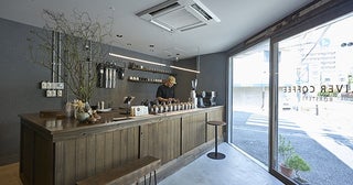 コーヒーで旅する日本／関西編｜日本で出合った衝撃の一杯の記憶を胸に。韓国から海を渡ったコーヒーラバーの挑戦。「Oliver Coffee Roasters」