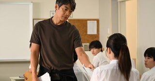 反町隆史“英吉”を初めて教師として採用したかつての恩師の回想シーンでの登場に、視聴者「エモすぎる」と胸アツ＜GTO＞