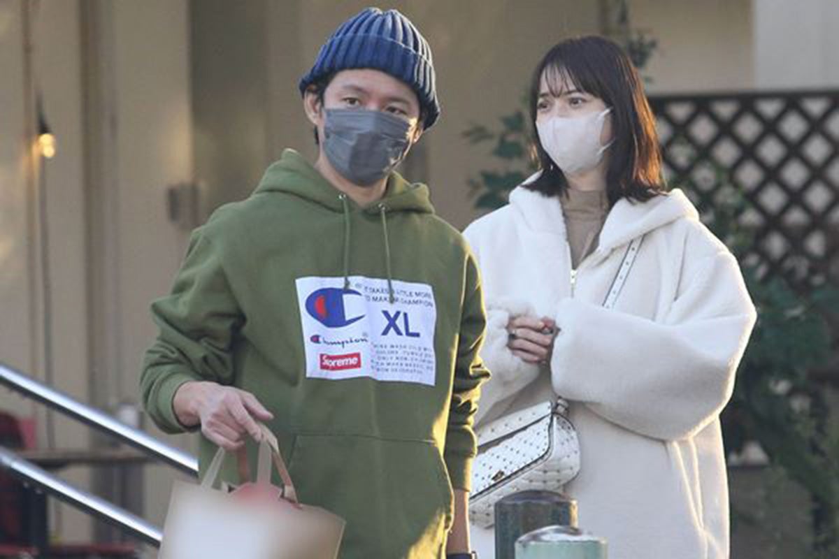 《収入は相方・児嶋以上の指摘も》渡部建オファー殺到で“仕事を厳選”の多忙ぶり…不倫騒動から6年で“大儲け”のワケ