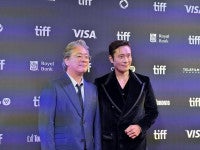 『しあわせな選択』パク・チャヌク監督＆イ・ビョンホン来日決定！ティザービジュアル撮影のビハインド映像も解禁
