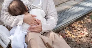 公園で赤ちゃんに母乳をあげてたら、見知らぬ老人が声をかけてきて（東京都・60代女性）