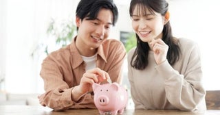 結婚すると「生活費」はどのくらいに膨らみますか？ 今、お互いに一人暮らしで生活費は月15万円程度です。