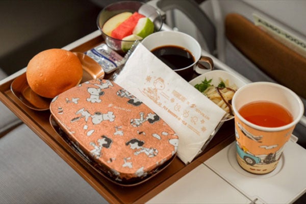 スターラックス航空、スヌーピーとのコラボプロモーション開始台湾セブンイレブンと限定福袋も