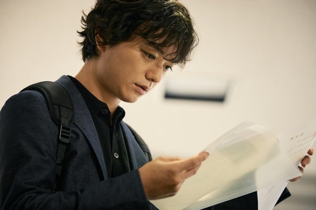 検視官・染谷将太“稔”の疑問をきっかけに、放火殺人事件に未解決の重大事件が絡んでいたことが発覚＜田鎖ブラザーズ＞