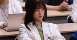 『天久鷹央の推理カルテ』“天久鷹央”橋本環奈の姉“真鶴”佐々木希への疑いに「次回が気になりすぎる！」との声