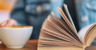 読書好きの彼氏が浮気…まさかの“最高に気持ち悪い言い訳”に「本を読むのも嫌になった！」女性の嘆き