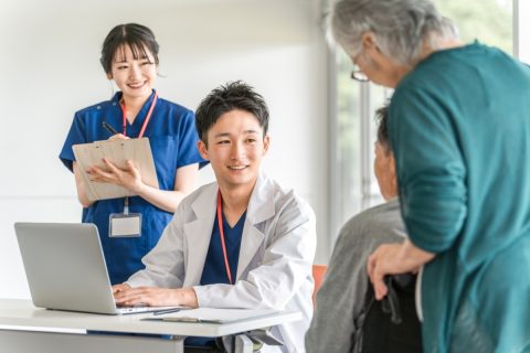 婚活パーティーで知り合った男性の職業は「医者」だそうです！ 私と同じ30代ですが、年収「1000万円」以上を期待してもよいでしょうか？
