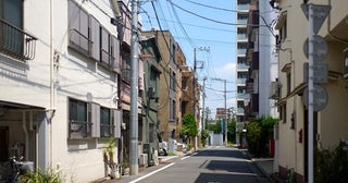コーヒーで旅する日本／関東編｜豆選びは生産者を深く知ることから。清澄白河で焙く、飲み手につながる一杯「First Crop Coffee Roastery」
