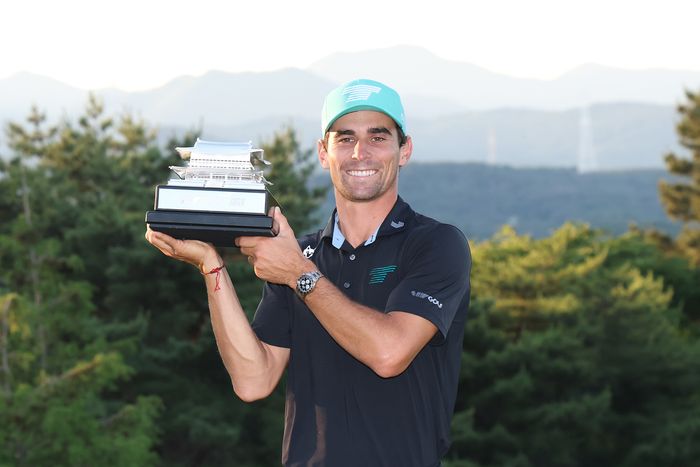 ニーマンがPO制してLIV8勝目浅地洋佑41位
