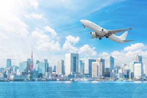子どもから“定年祝い”に旅行のプレゼント。JAL「クラスJ」とANA「プレミアムクラス」から選んでと言われたのですが、違いはなんですか？