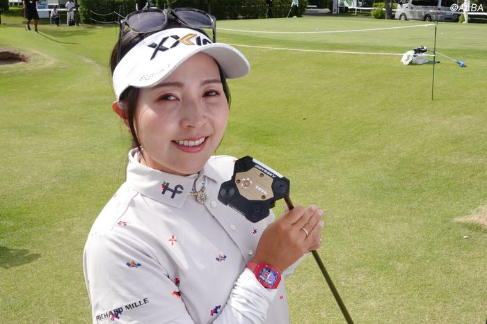 パットの名手・青木瀬令奈は15本持ち歩く…試合によってパターを替える選手が多いのはなぜ？【大西翔太のHOTSHOT】