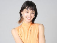 剛力彩芽、イメージ激変の金髪姿に反響「めっちゃかっこいい」