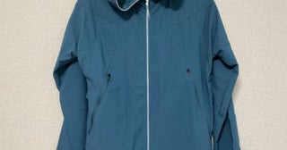【検証】ワークマン「エックスシェルター」は本当に“涼しい”？ 気温35℃の屋外で「アルファ2900円」「オメガ4900円」に“値段分の価値”は感じられるのか…実際に筆者が着用して感じた効果とは