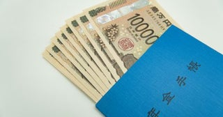 最新の統計では会社員の年収は“平均478万円”！ 平均年収程度だと「老後の年金」はいくら貰える？