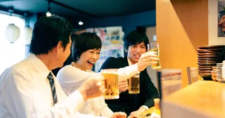 政府が女性管理職増加を掲げ、初の女性総理も誕生！「忘年会with女性上司」で心得るべき11ヵ条