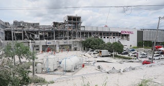 【防災専門家も驚いた「60年で初めて」の大爆発】イオンモール熊本社長会見で「予期できなかったのか」記者から厳しい追及も…30分で3000人の避難が成功したわけ