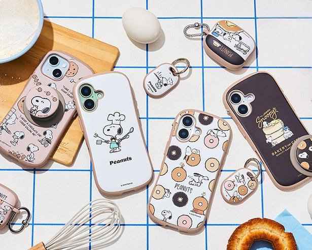 テーマは“カフェ”！コック姿のスヌーピーなどをデザインしたモバイルアクセサリーが「iFace」から新発売