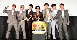 WEST.全員が登壇！『裏社員。-スパイやらせてもろてます‐』爆笑の舞台挨拶