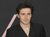 ベッカム家確執騒動長男ブルックリン、両親に弁護士を通じて連絡するよう通告していた