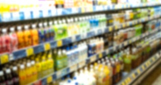 【経済ニュースのバックヤード】大量の食品廃棄を生む業界慣習...。非科学的な「三分の一ルール」の見直しは広がるか？