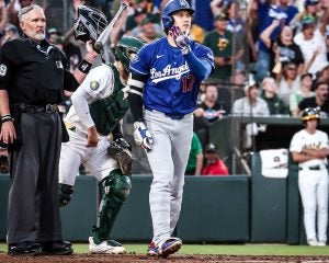 「MVPは大谷翔平で決まり」ではなくなった？ 左膝痛で投手復帰は白紙…“ライバルの猛追”で情勢に変化