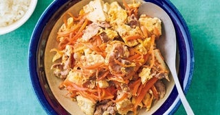 塩もみにんじんの甘みと塩けが広がる「豚肉とにんじんのチャンプルー」