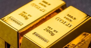 【実録】「iDeCoで金が買える」と聞き、2月に“金ファンド・120万円分”思い切って購入！→5ヶ月で「約12万円の含み損」になりショック！ 守りの資産で“大損する”なんて…タイミングを間違えた？ 筆者の失敗談