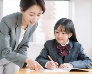 中学生の塾の月謝は「平均4万7069円（東京都）」。「不動産デベロッパー」が学習塾買収に乗り出し、都市部のビルを開発するワケ