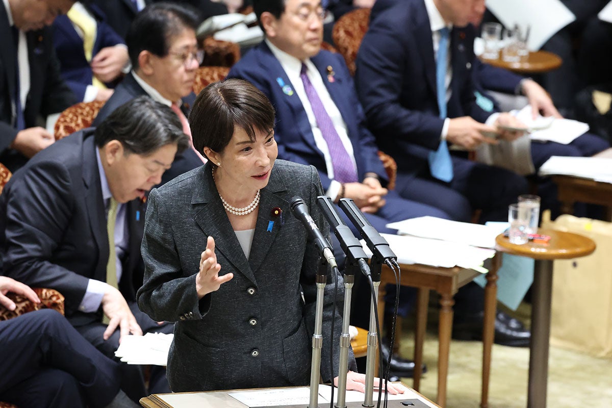 「本人の同意ある？」高市首相が国会で突如「秘書のがんステージ4」を公表にネット騒然…“招致拒否の布石では”と憶測も