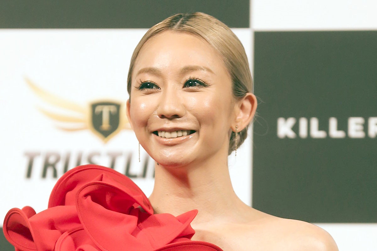 「好きやねんなぁ」倖田來未第二子妊娠を発表直前に披露していた結婚15年目夫との“公開のろけ”