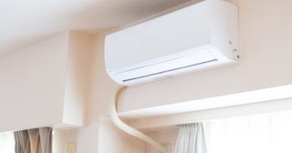 真冬でも「エアコンの電気代はつけっぱなしのほうが安い」と聞き、24時間運転にしたら今月の電気代が『1万8000円』に！ こまめに消すのとどちらが本当に節約になるのでしょうか？