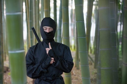 『NARUTO』アカデミー卒業生の1年目の年収はいくら？1期上の日向ネジやロック・リーも対象にランキング形式で紹介