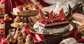 CE LA VI TOKYOの「クリスマスデザートブッフェ」。いちごショートケーキやチョコレートタルト、ブッシュ・ド・ノエルなど