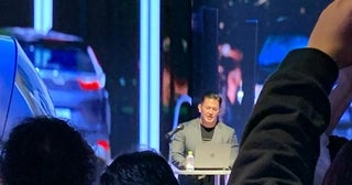 テスラはなぜ日本で、まだ実装未定の「Cybercab」をお披露目したのか？ テスラジャパン社長が明かした理由とは