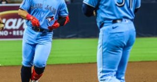打者・大谷翔平は「期待以下」…岡本和真は「予想以上」。日本人打者5人の前半戦を採点