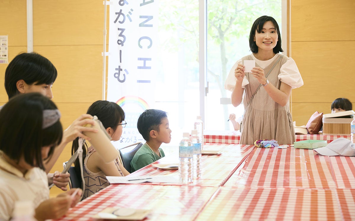 【子育て世帯の夏休み問題】子どもの居場所・宿題をUR団地が解決！ 涼しい集会所を無料開放、大学生による学習サポートも「DANCHIつながるーむ」