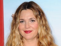 ドリュー・バリモア、産後の体型変化に涙で共感帝王切開の経験語る
