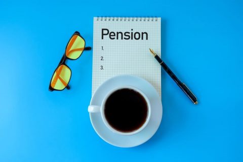 不安障害で精神保健福祉手帳2級です。厚生年金加入期間は15年ですが、障害厚生年金を受給できた場合の目安額はどれくらいでしょうか？