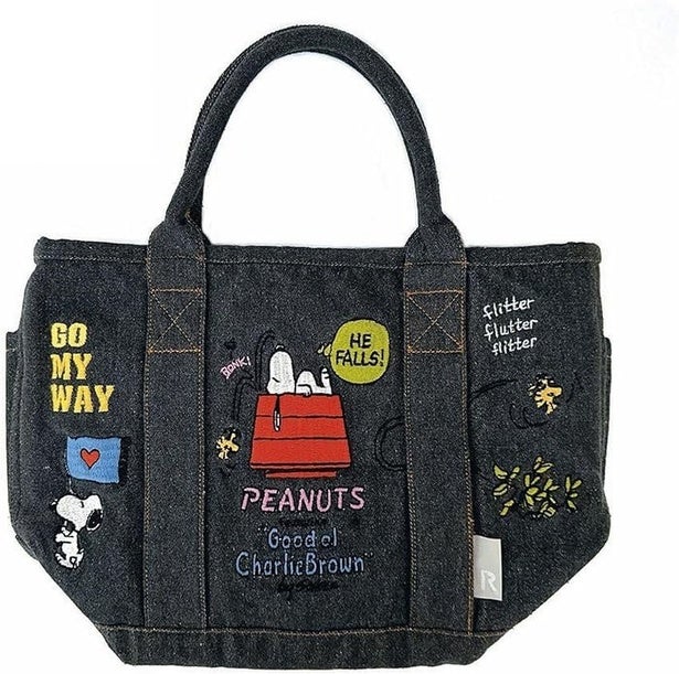デニム風の質感とカラフルな刺繍がおしゃれ！スヌーピーデザインがかわいい【ルートート】のトートバッグがAmazonに登場中‼