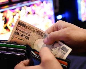 7月7日のパチンコは勝てるのか。元パチプロが過去10年の「7月7日トータル収支」を公開――大反響・仰天ニュース傑作選