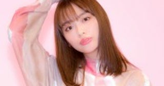 内田理央、スタイル抜群黒コーデにファンの視線くぎ付け「カワイイ過ぎます」「最高の笑顔の持ち主」
