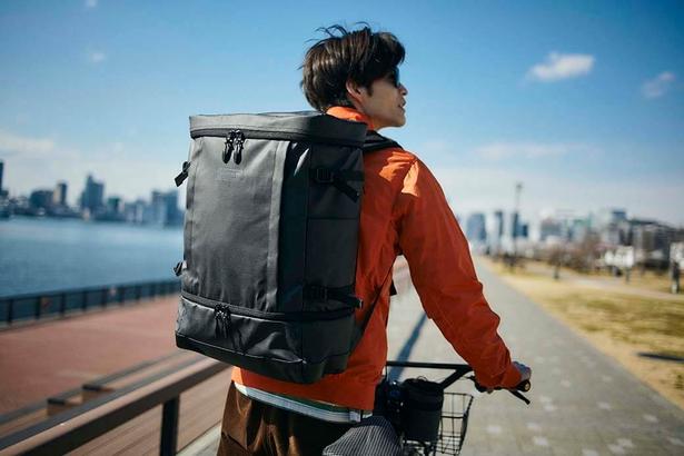 「こんなに入るの!?」スポーツの荷物をまとめて収納できるコールマンのスクエア型バックパック「シールド」シリーズが便利