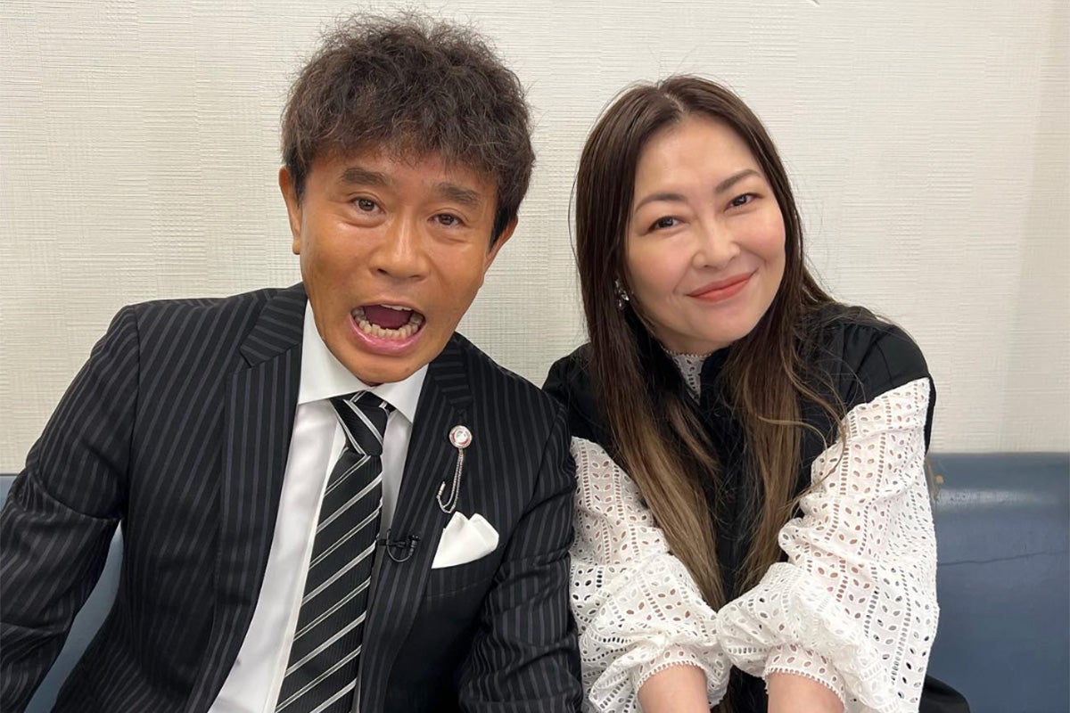 「泣いた」浜田雅功主催フェスで“最愛妹”中山美穂さんに贈った“仕草”にファン感動