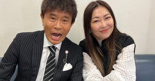 「泣いた」浜田雅功主催フェスで“最愛妹”中山美穂さんに贈った“仕草”にファン感動