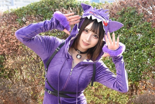 「ポケモン」ゲンガー“擬人化”コスプレイヤーのこだわり「タイトな衣装と網タイツで意外性を演出」＜acosta!＞