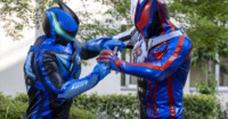 『仮面ライダーゼッツ』第18話「撃つ」、なすかや紅覇をデスゲームから守れ！