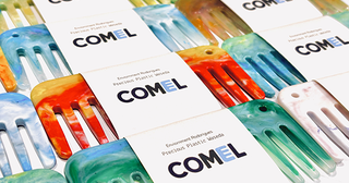 偶然つくられたマーブル模様にときめく。大学生がハンドメイドで作ったカラフルなクシ「COMEL」が気になる！