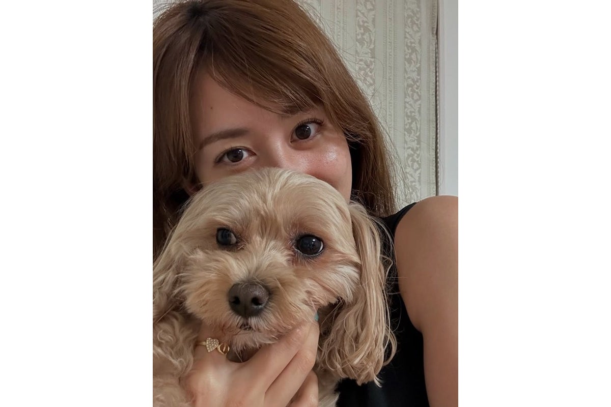「野球なんかどうでも良いんだろうな」元NHK女性アナ “目のやり場に困る”観戦姿に疑問の声があがったワケ