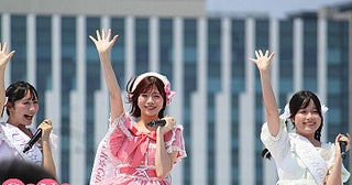 【TIF2026】SUPER☆GiRLS、晴れ渡る夏空の下、ピースフルなステージ