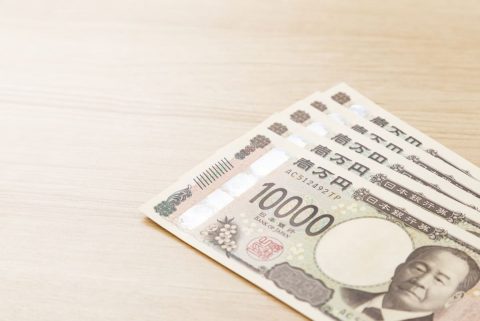 義父から、“孫の教育費”として毎月「5万円」援助を受けています。「教育費だから心配しなくていい」と言いますが、後から贈与税の申告・納税が必要になる可能性はありますか？
